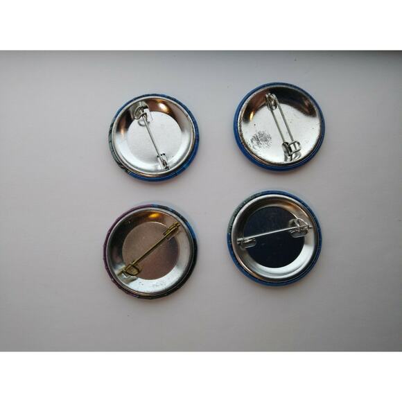 Batman Vintage Pinback Button Badges 4 Original 1980's Licensed Official Bat Man - Picture 3 of 8